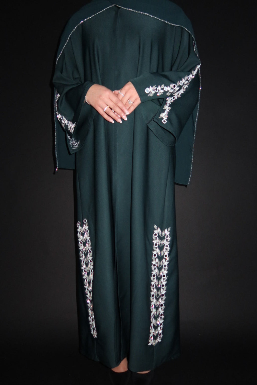 Aaira  أرى (Emerald)