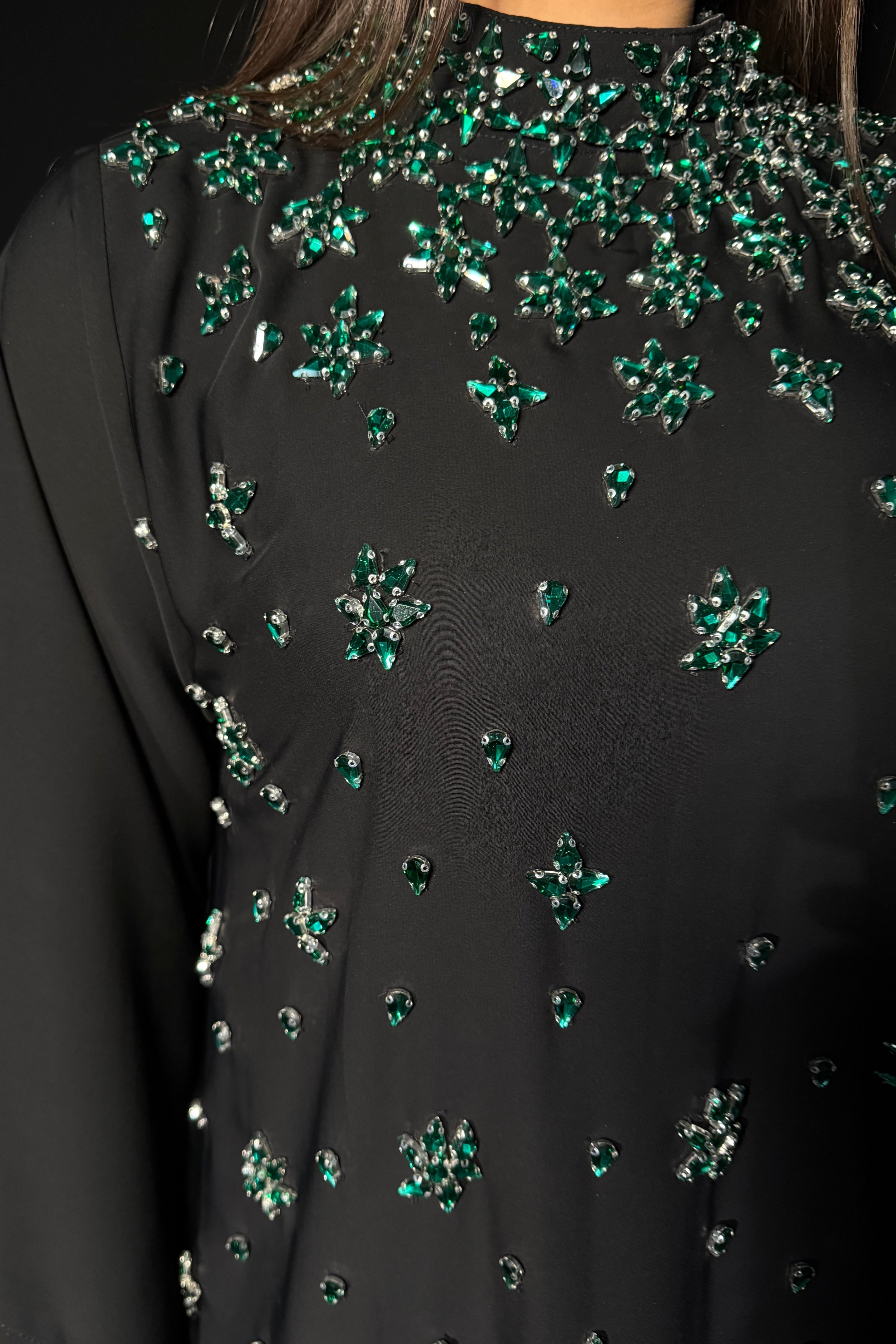 Basma بسمة (Emerald)