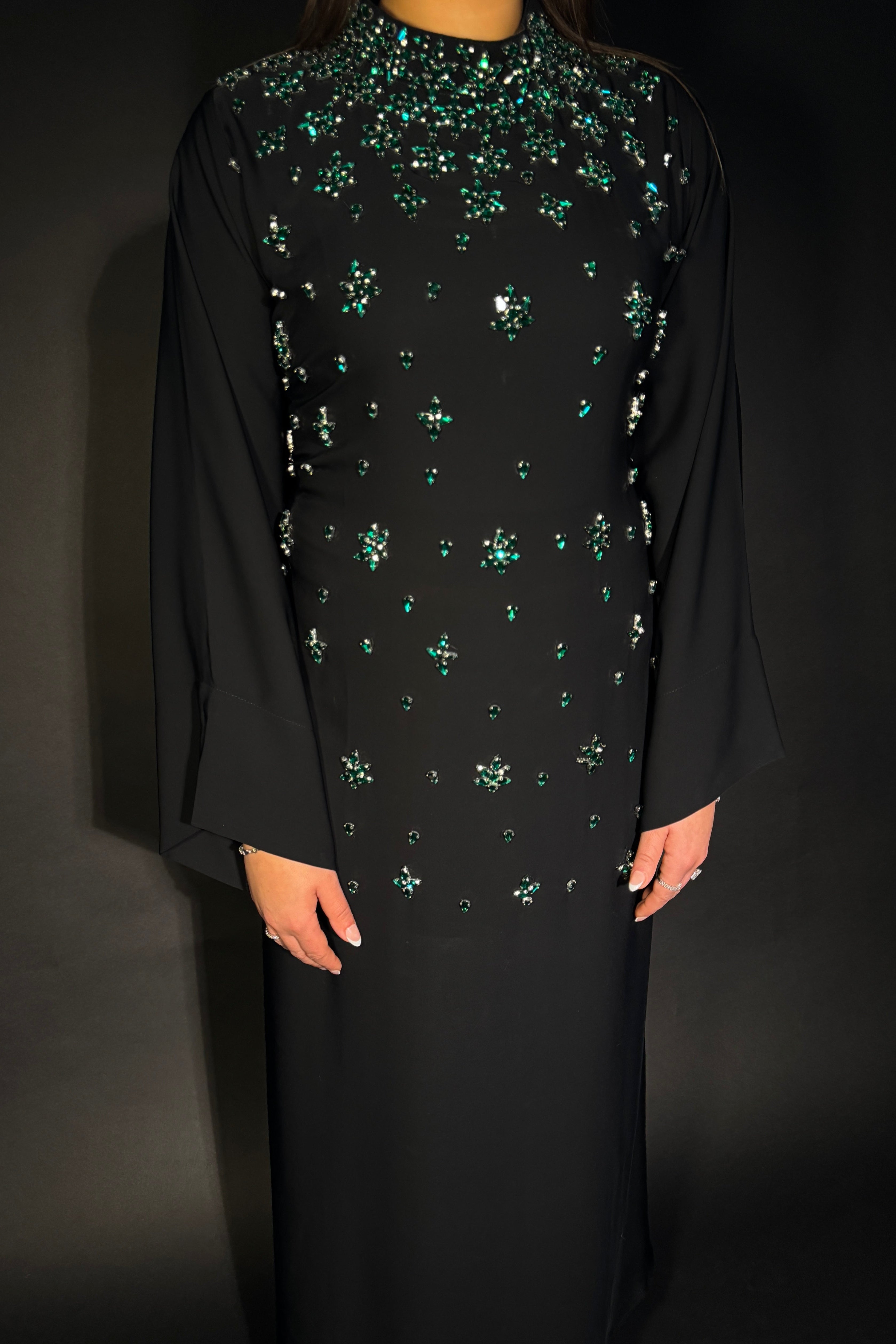 Basma بسمة (Emerald)