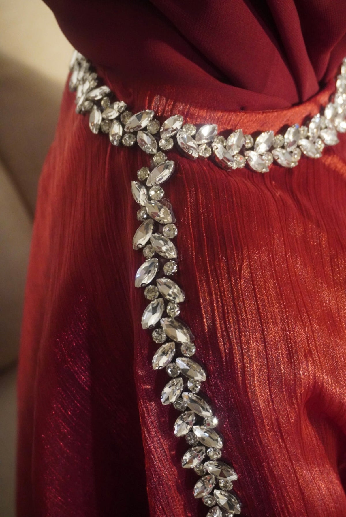 Alma ألما (Berry Red) **PRE-ORDER**