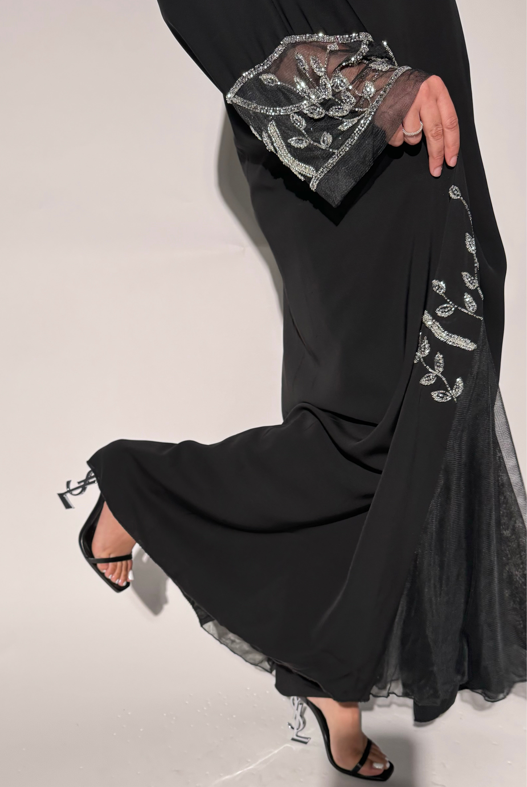 Sima سيما (Black)