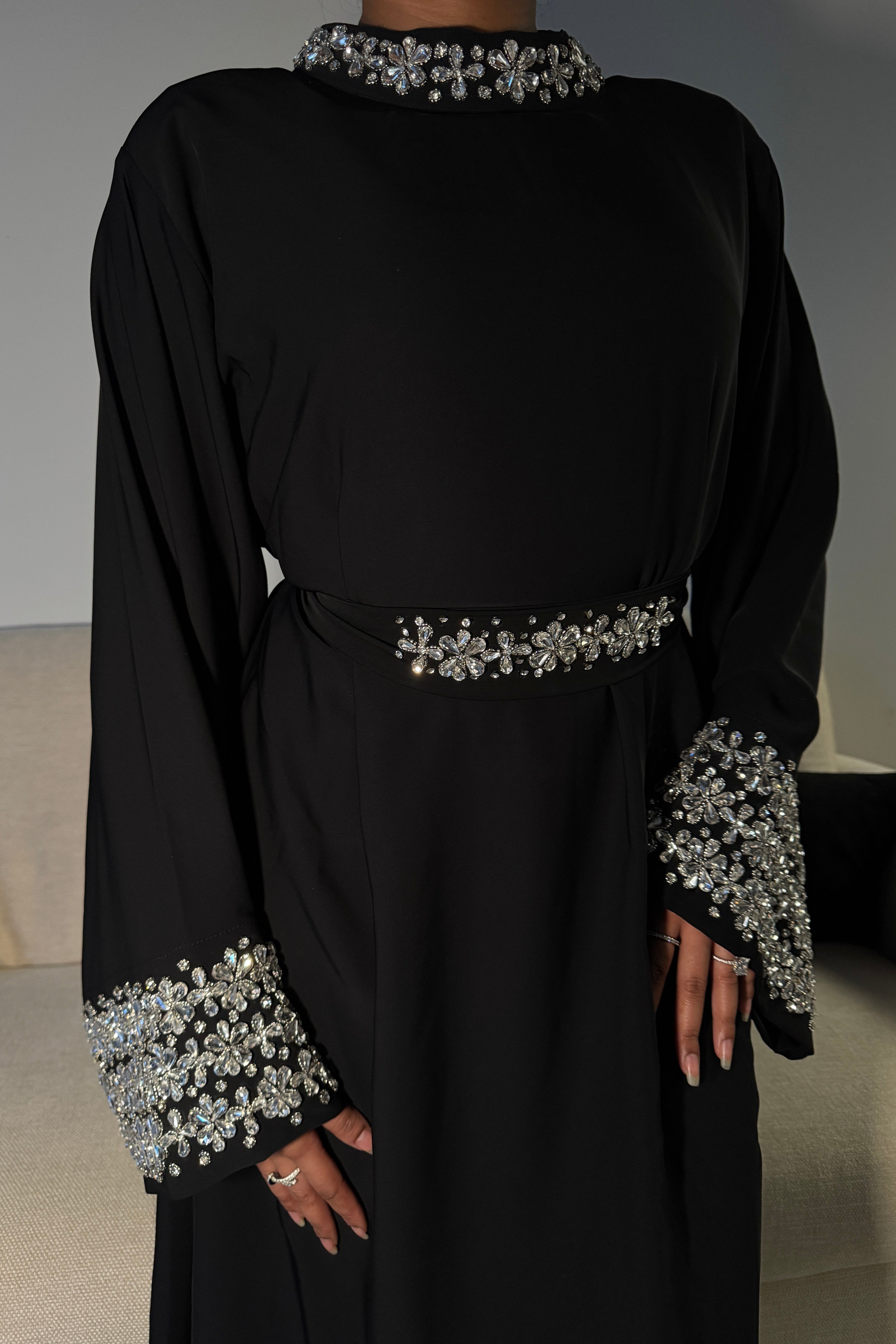 Dahlia داليا (Black)