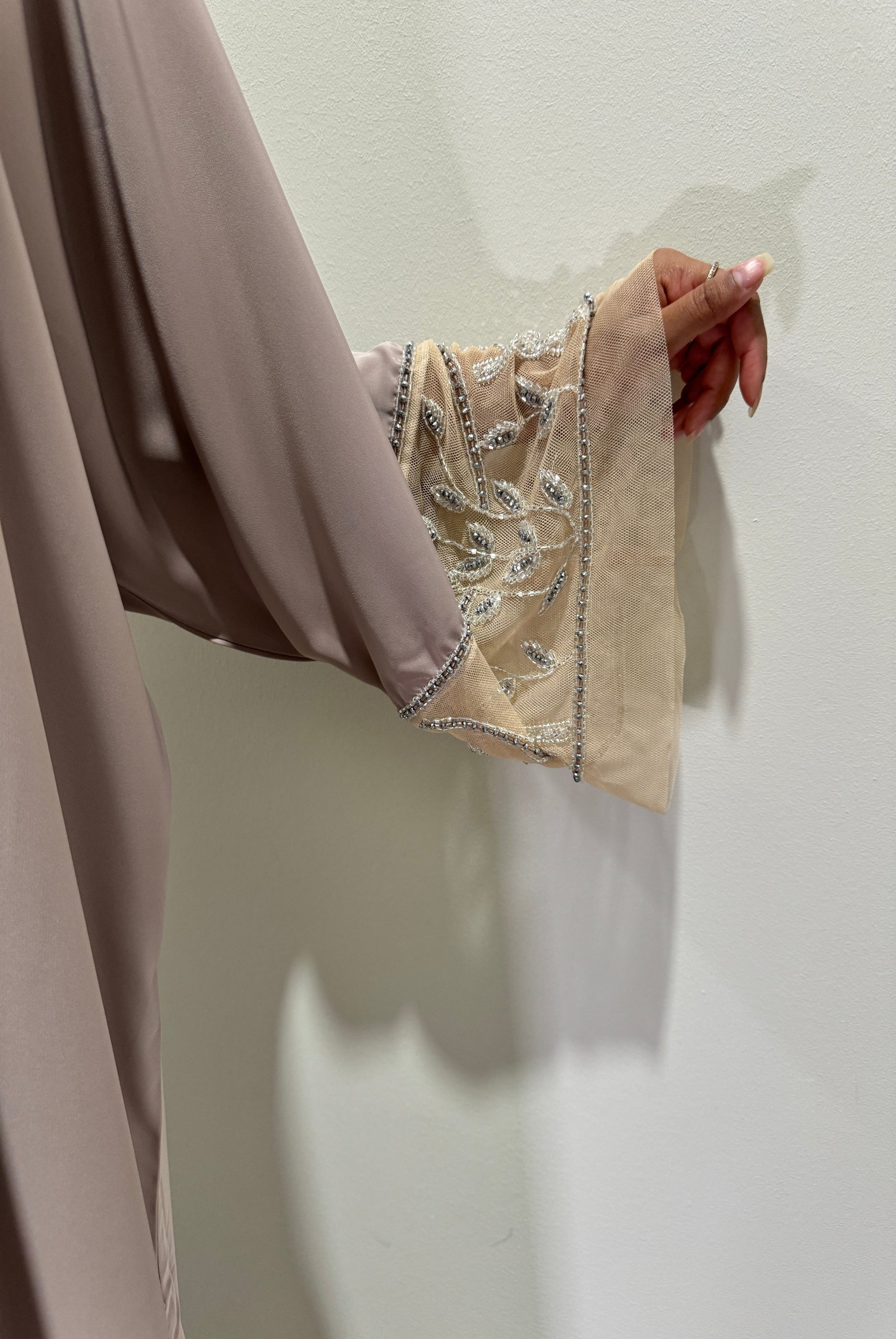 Sima سيما (Beige)