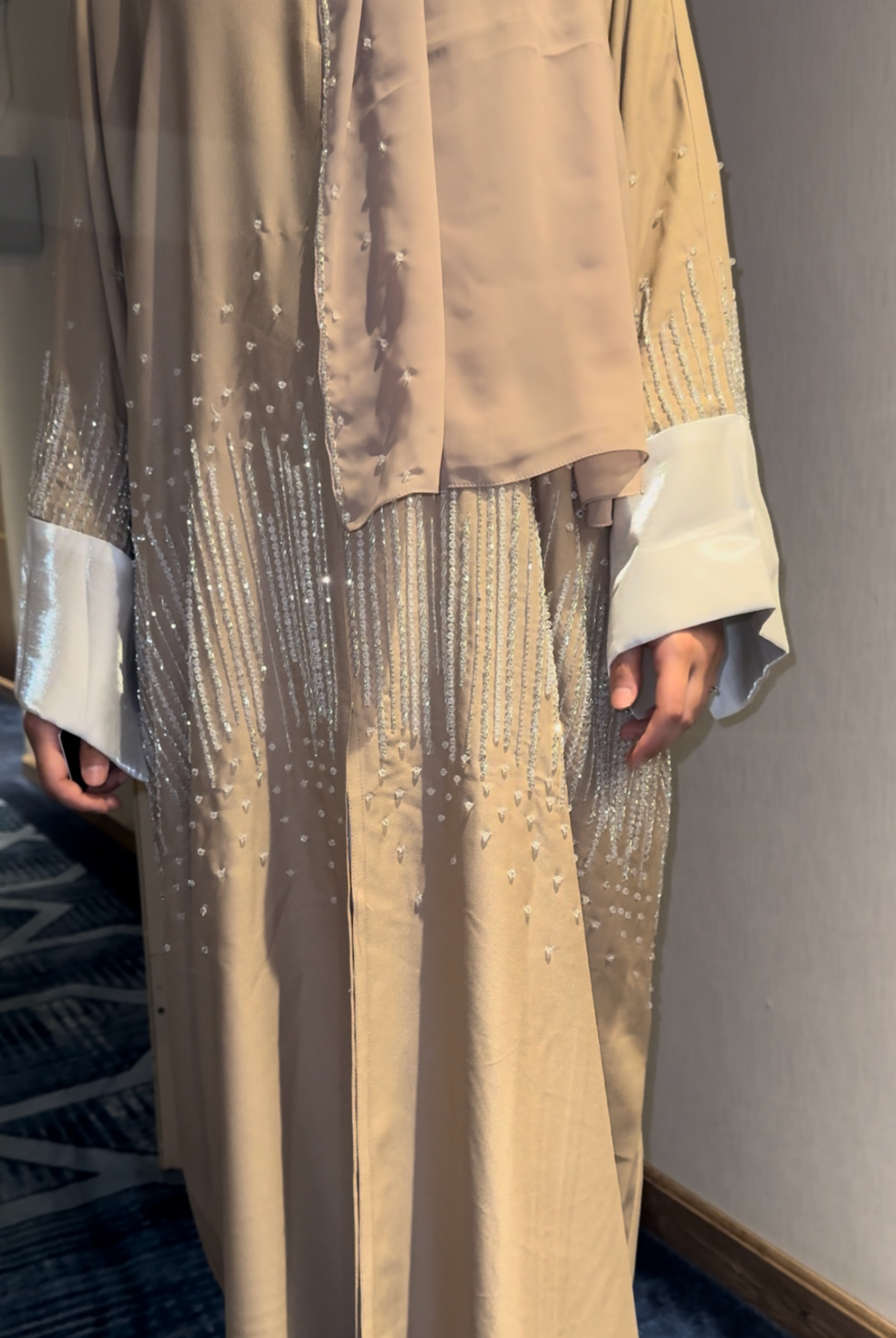 Amina أمينة (Cream)